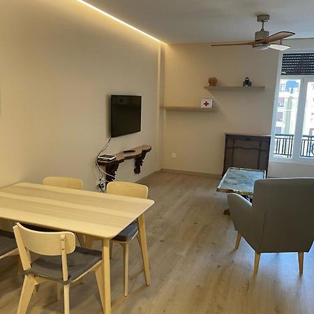 Apartamentos Gyc Vistas A Santo Domingo León Eksteriør bilde